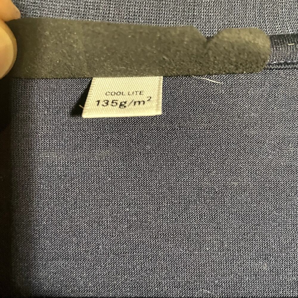 Women's Merino Cool-Lite Cardigan - Picture 4 of 5